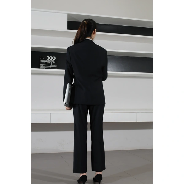 BD-MO-081 Tailor-made professional suits Model display Custom-made fashionable and comfortable women's suits Suit shop