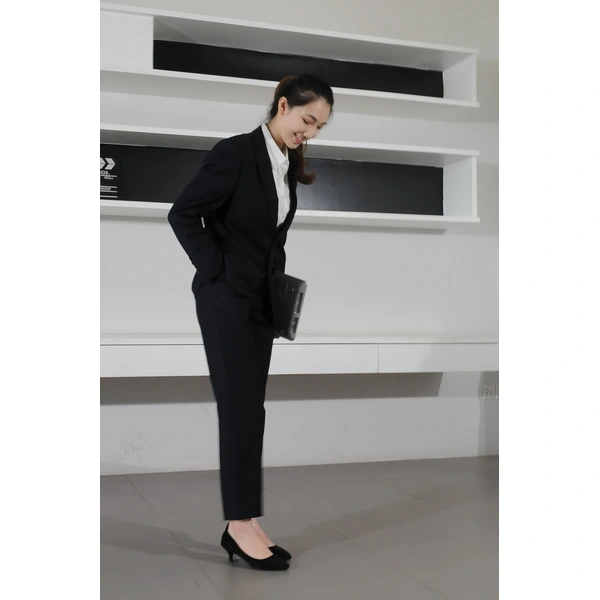 BD-MO-081 Tailor-made professional suits Model display Custom-made fashionable and comfortable women's suits Suit shop