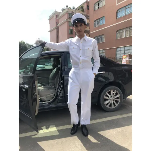 BD-MO-121 To order driver uniforms, model display, design long sleeves, pure white, golden button uniforms, driver uniforms shop