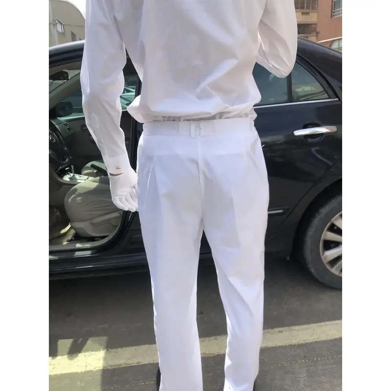 BD-MO-121 To order driver uniforms, model display, design long sleeves, pure white, golden button uniforms, driver uniforms shop