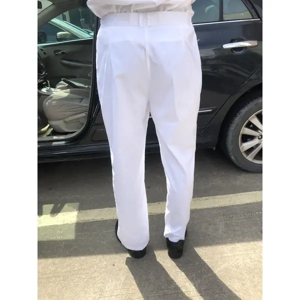 BD-MO-121 To order driver uniforms, model display, design long sleeves, pure white, golden button uniforms, driver uniforms shop