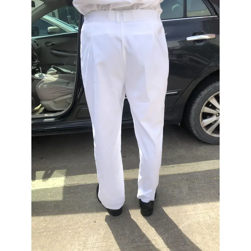 BD-MO-121 To order driver uniforms, model display, design long sleeves, pure white, golden button uniforms, driver uniforms shop