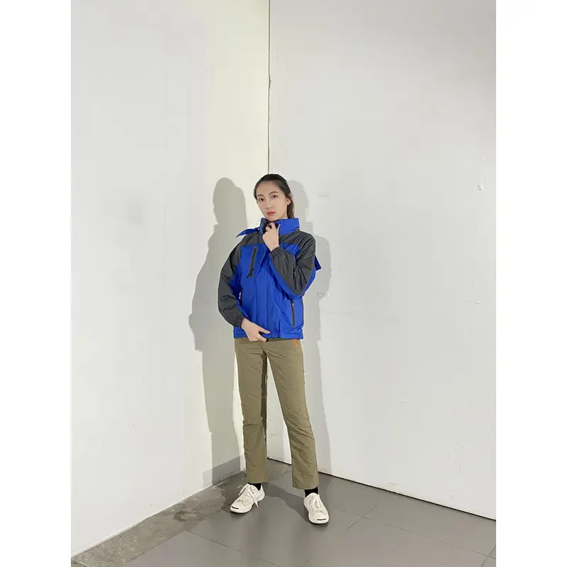 BD-MO-025 Design personalized jacket, model try on, order black and blue, detachable hat, windbreaker jacket supplier