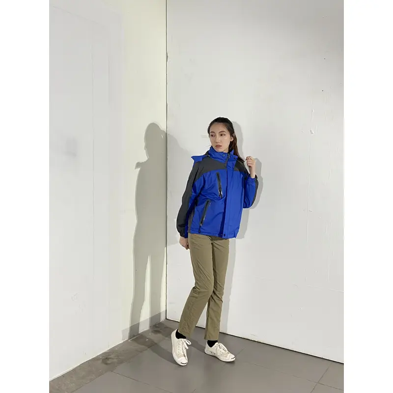 BD-MO-025 Design personalized jacket, model try on, order black and blue, detachable hat, windbreaker jacket supplier