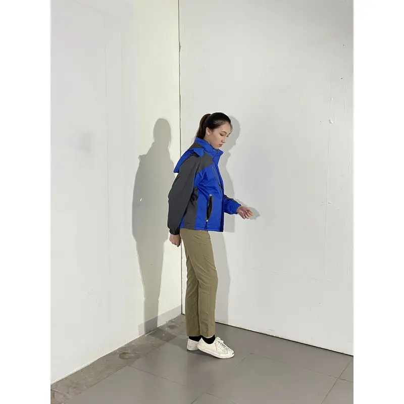 BD-MO-025 Design personalized jacket, model try on, order black and blue, detachable hat, windbreaker jacket supplier