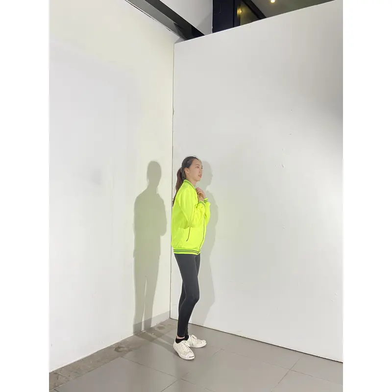 BD-MO-029 Customized casual jackets, models try on, design fluorescent yellow patchwork striped jacket, windbreaker jacket supplier