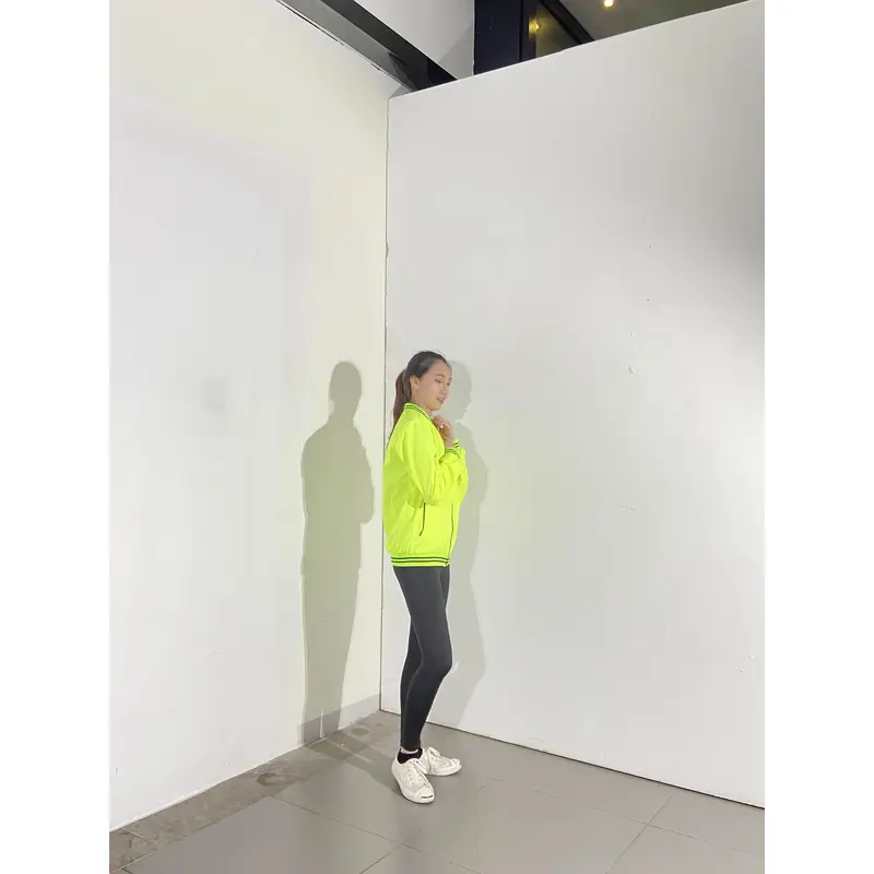 BD-MO-029 Customized casual jackets, models try on, design fluorescent yellow patchwork striped jacket, windbreaker jacket supplier