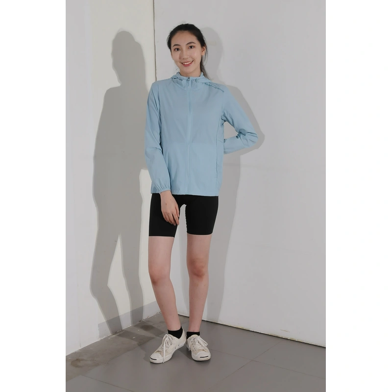 BD-MO-032 Customized Lightweight Hooded Windbreaker Models Trying On Sports Casual Windbreaker Jacket Supplier