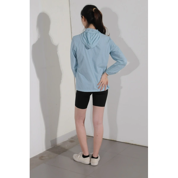 BD-MO-032 Customized Lightweight Hooded Windbreaker Models Trying On Sports Casual Windbreaker Jacket Supplier