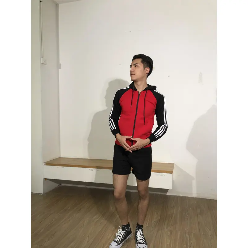 BD-MO-123 Order online hooded knitted uniforms, models try on, red hit black sweater, white stripe, hooded knitted sweater supplier