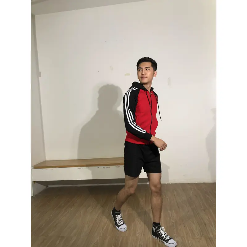 BD-MO-123 Order online hooded knitted uniforms, models try on, red hit black sweater, white stripe, hooded knitted sweater supplier