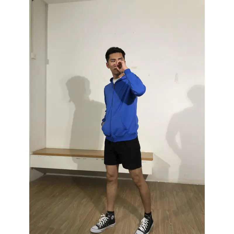 BD-MO-126 Custom-made hooded knitted jacket, model try-on effect, pure color knitted sweater, soft and comfortable, hooded knitted jacket supplier