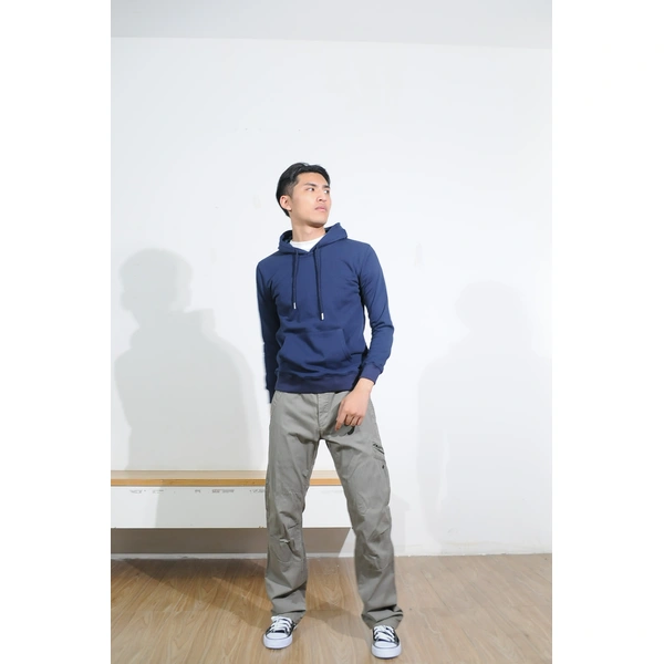 BD-MO-127 Custom-made knitted sweater with hood, real-life try-on effect, design solid color knitted sweater, soft and comfortable, hooded knitted sweater manufacturer