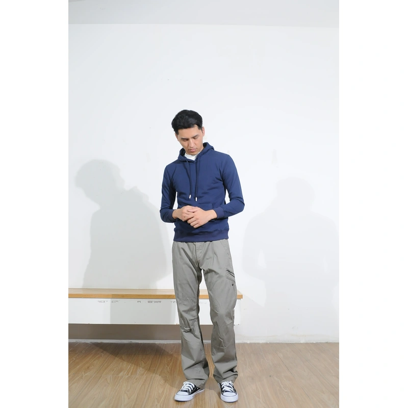 BD-MO-127 Custom-made knitted sweater with hood, real-life try-on effect, design solid color knitted sweater, soft and comfortable, hooded knitted sweater manufacturer