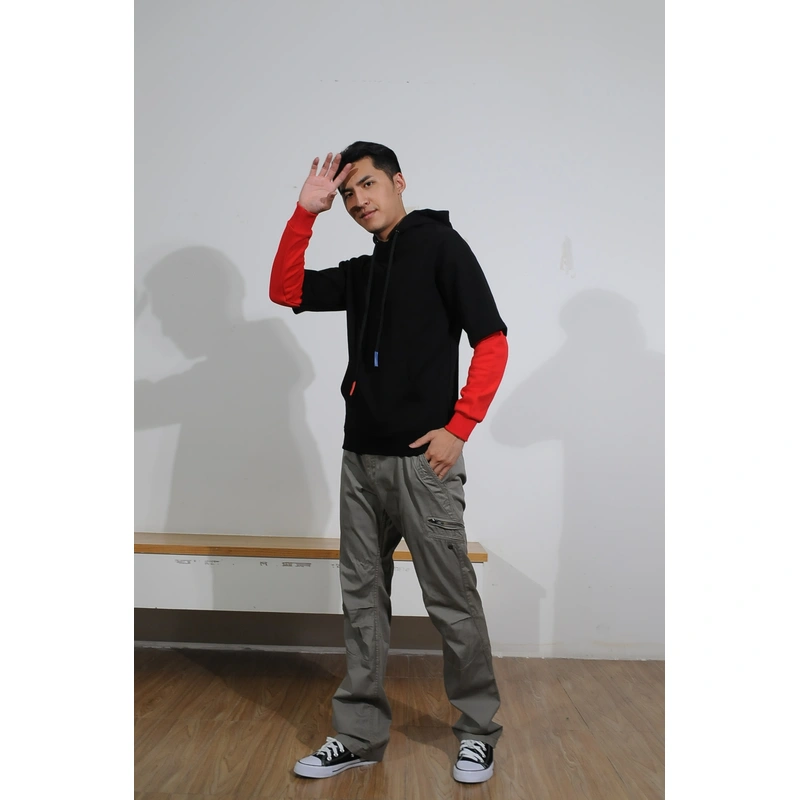 BD-MO-131 Custom-made knitted sweater with hood, model display, design red and black contrast color, fake two-piece hooded sweater, manufacturer of knitted sweater with hood