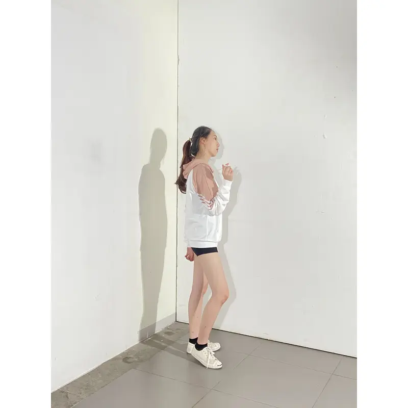 BD-MO-138 Order online hooded knitted jacket model display stripe design stitching contrast color hooded knitted jacket manufacturer