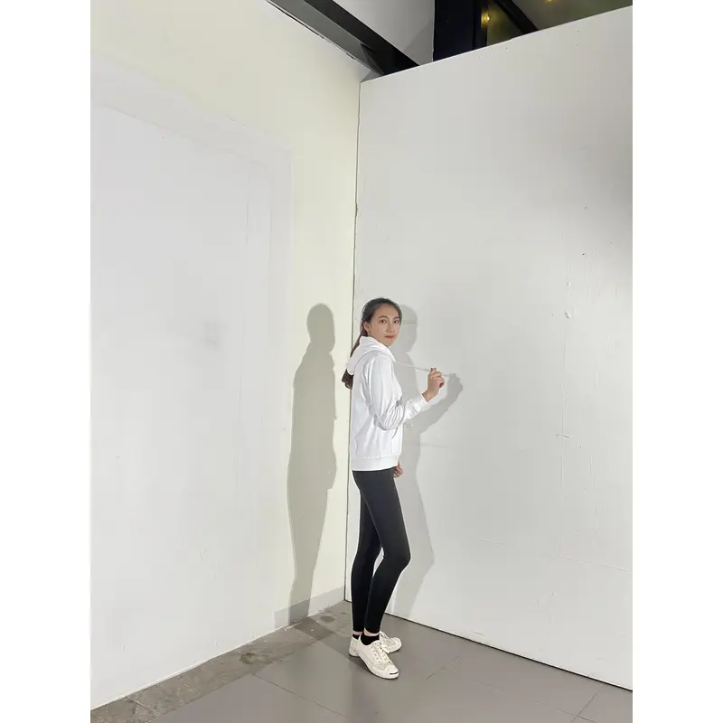 BD-MO-141 Custom-made knitted sweater with hood, model display, pure white sweater, soft and comfortable, special store for knitted sweater with hood