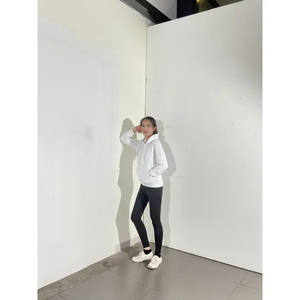 BD-MO-141 Custom-made knitted sweater with hood, model display, pure white sweater, soft and comfortable, special store for knitted sweater with hood