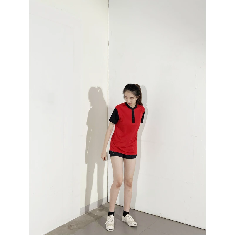 bd-mo-001 定制紅色和黑色短袖 polo 衫，設計立領 polo 衫，現場表演 polo 衫供應商 