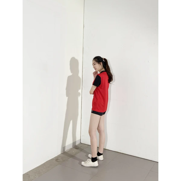 bd-mo-001 定制紅色和黑色短袖 polo 衫，設計立領 polo 衫，現場表演 polo 衫供應商 