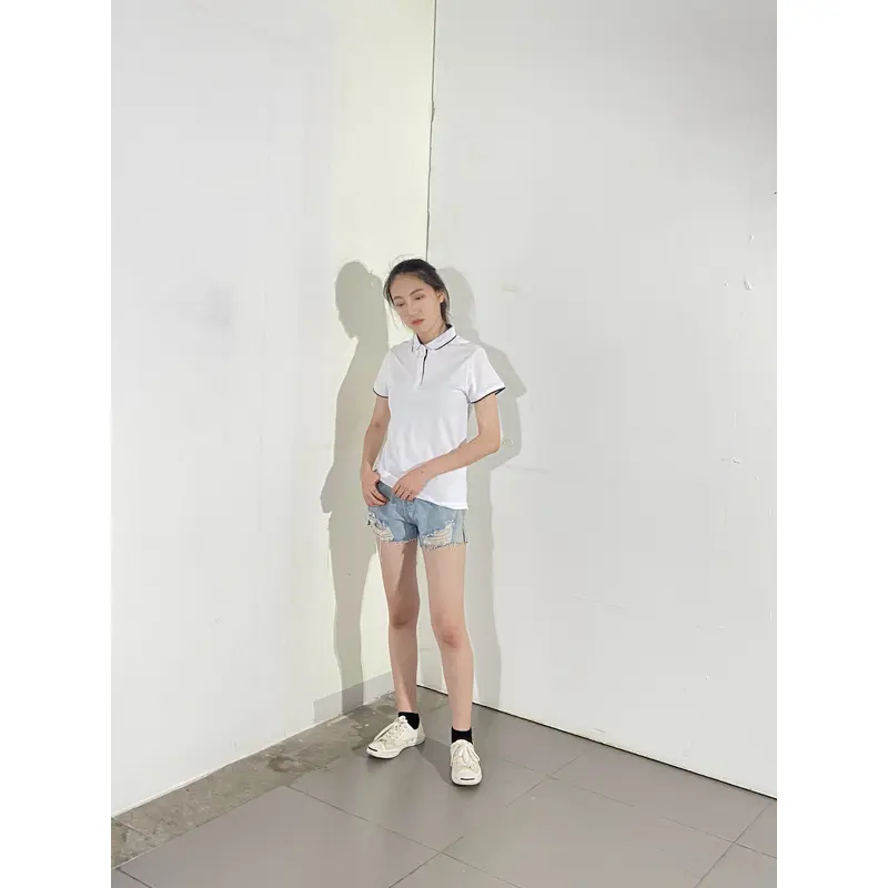 bd-mo-003 定制短袖 polo 衫供應白色和黑色 polo 衫現場表演模特試穿 polo 衫中心 