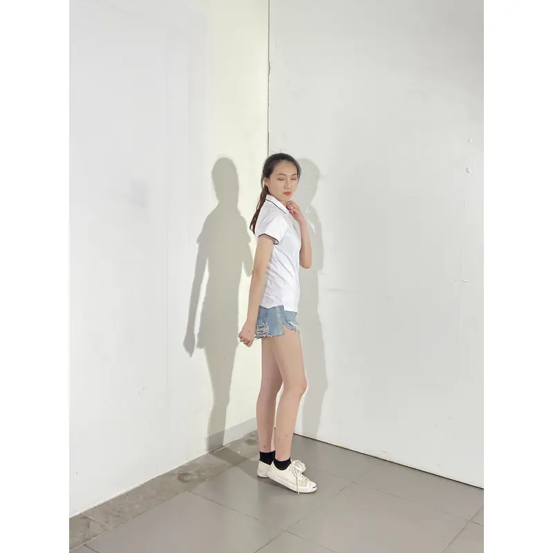 bd-mo-003 定制短袖 polo 衫供應白色和黑色 polo 衫現場表演模特試穿 polo 衫中心 