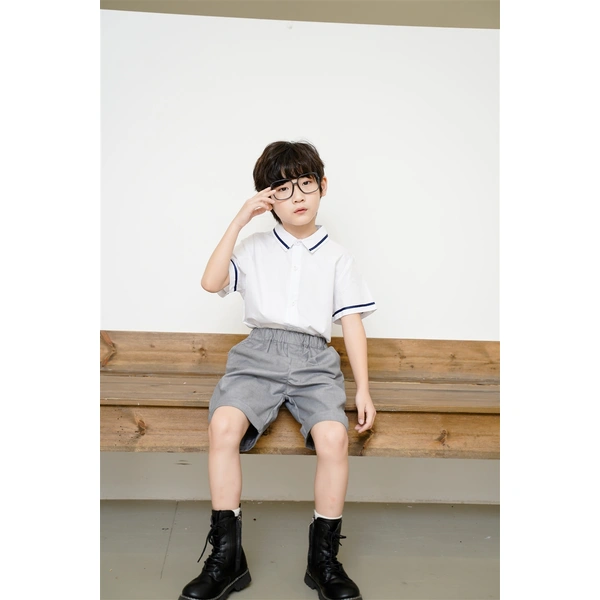 BD-MO-149 Design a two-piece school uniform with shirts, custom-made sweat-absorbent, breathable, soft fabric school uniforms, real people try on, model demonstrations, school uniforms manufacturing factory