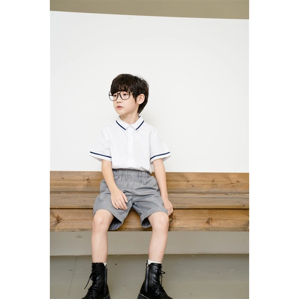 BD-MO-149 Design a two-piece school uniform with shirts, custom-made sweat-absorbent, breathable, soft fabric school uniforms, real people try on, model demonstrations, school uniforms manufacturing factory