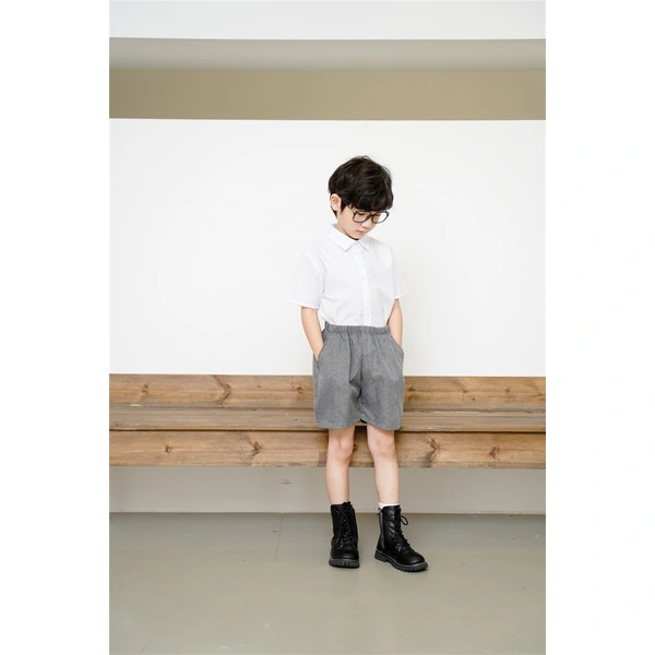 BD-MO-151 Design British style shirts and school uniforms Custom-made elastic waist and mouth pants Comfortable and convenient Real people try on models Demonstration School uniform design company