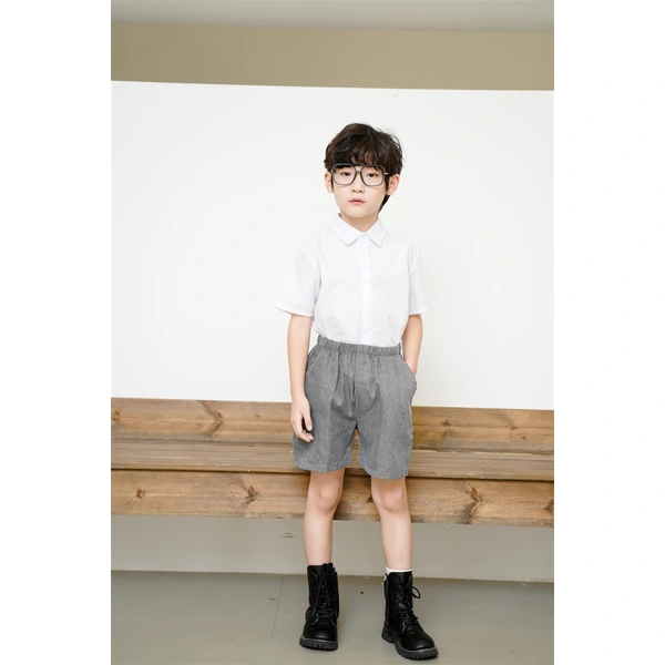 BD-MO-151 Design British style shirts and school uniforms Custom-made elastic waist and mouth pants Comfortable and convenient Real people try on models Demonstration School uniform design company
