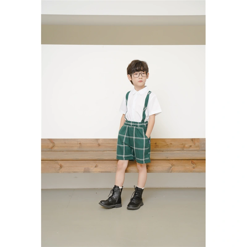 BD-MO-152 Design fashion green plaid shorts, custom-made contrast shirts, school uniforms, comfortable and convenient, elastic trousers design, real people try on, model demonstration