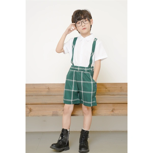 BD-MO-152 Design fashion green plaid shorts, custom-made contrast shirts, school uniforms, comfortable and convenient, elastic trousers design, real people try on, model demonstration