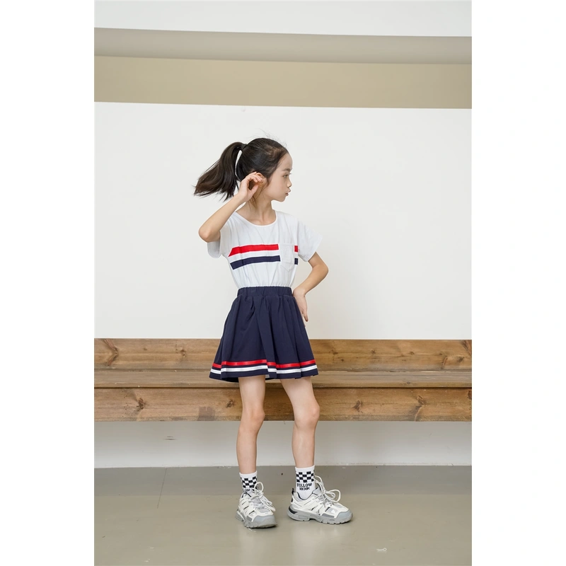 BD-MO-156 Design round neck school uniforms, custom-made pleated skirts, school uniforms skirts, elastic waistband design, comfortable, pleated skirts, anti-glare design