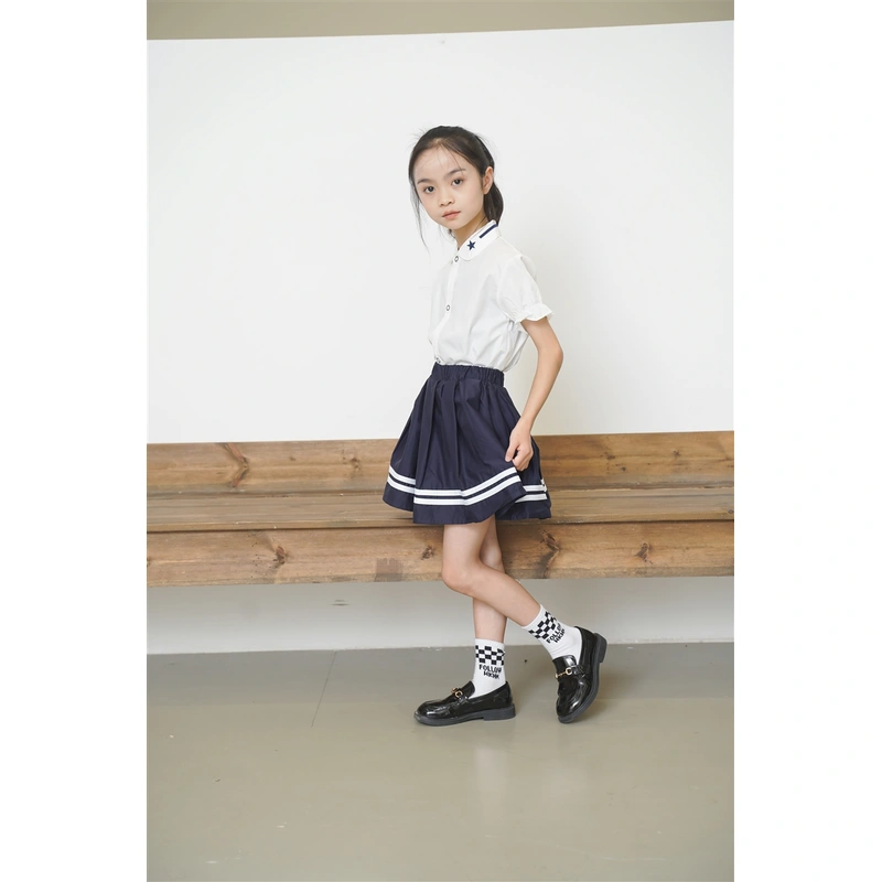 BD-MO-161 Design British style shirt and school uniform suit Custom-made cuffs with contrasting stripes, school skirts design with anti-glare safety pants, neckline with contrasting stripes design, school uniform manufacturing factory