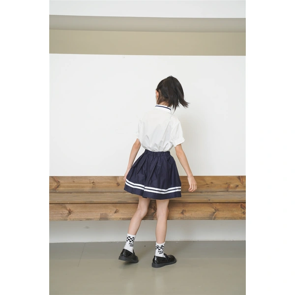 BD-MO-161 Design British style shirt and school uniform suit Custom-made cuffs with contrasting stripes, school skirts design with anti-glare safety pants, neckline with contrasting stripes design, school uniform manufacturing factory