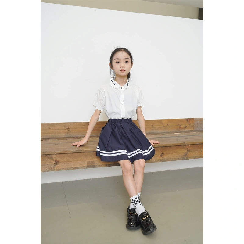 BD-MO-161 Design British style shirt and school uniform suit Custom-made cuffs with contrasting stripes, school skirts design with anti-glare safety pants, neckline with contrasting stripes design, school uniform manufacturing factory