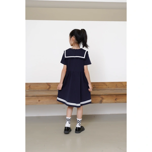 BD-MO-165 Custom-made college style children's school uniforms, design lapel school uniform skirts, simple cuffs, real people try on, model demonstrations