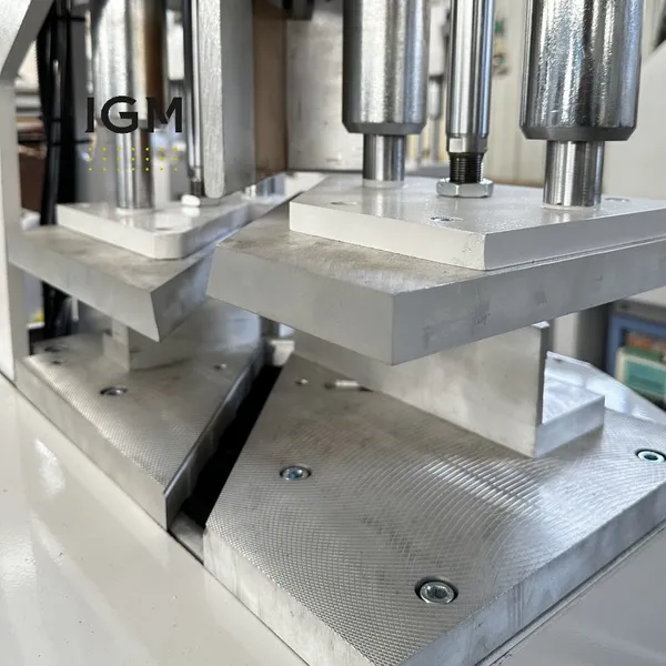 Цена на одноголовочный сварочный аппарат для ПВХ, машина для окон ПВХ - igm