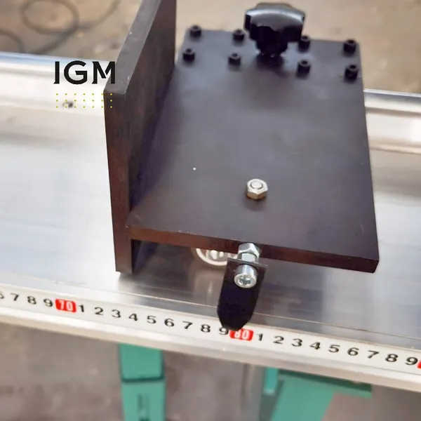 алюминиевый одноголовочный отрезной станок с цифровой линейкой