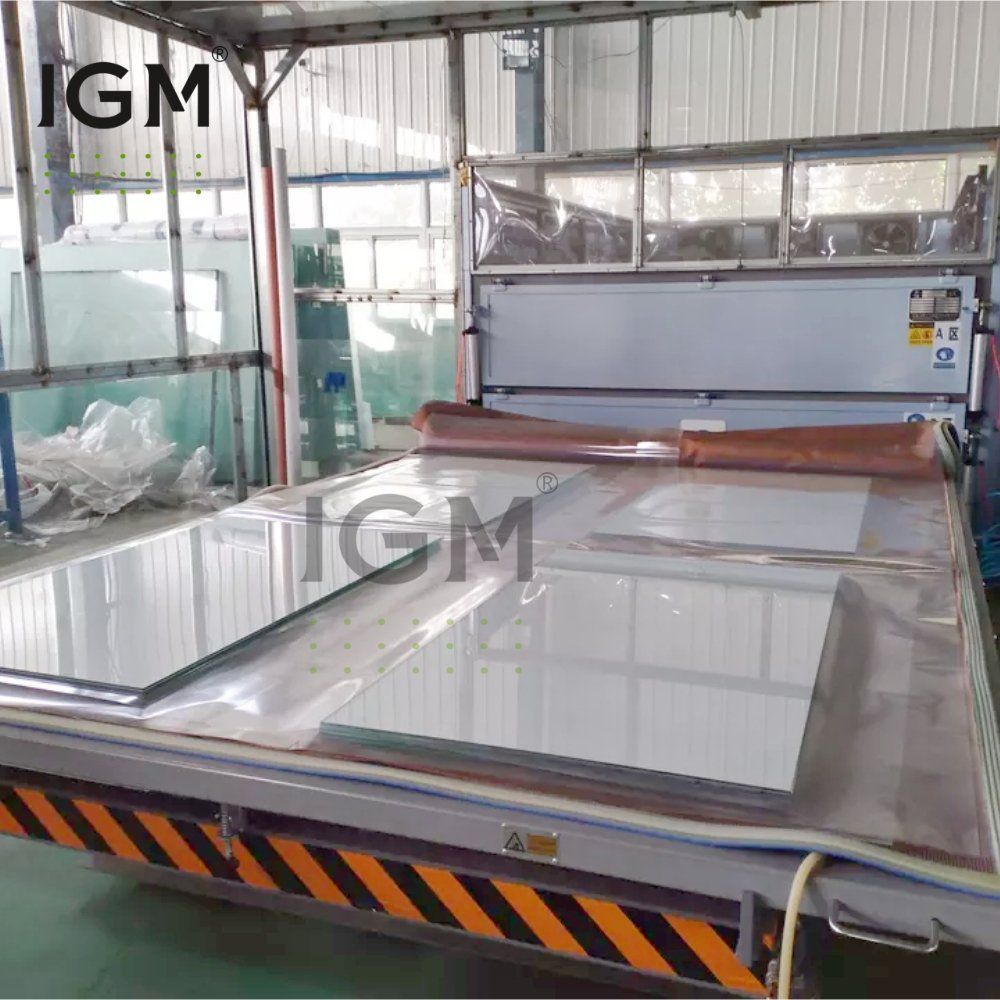 Instalación en sitio de horno de vidrio laminado