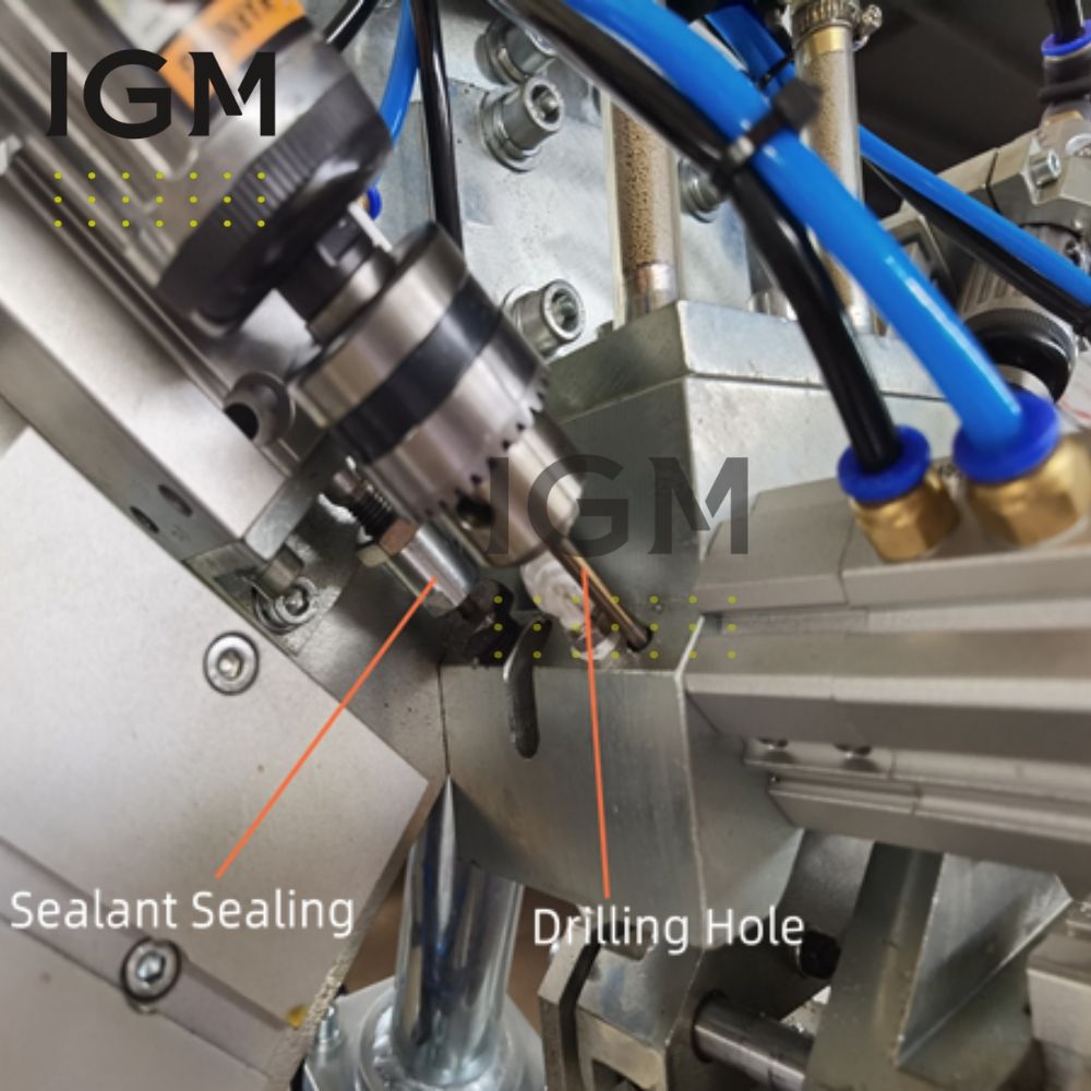 Detalles de la máquina de llenado de desecante de vidrio doble