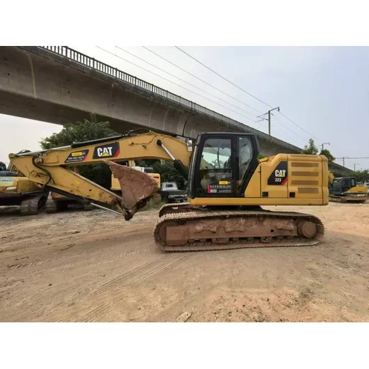 Caterpillar 323