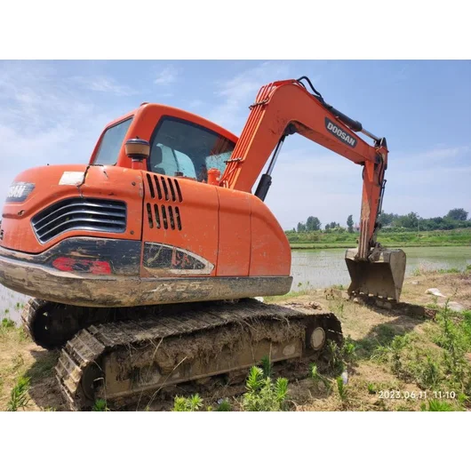 Doosan DX75