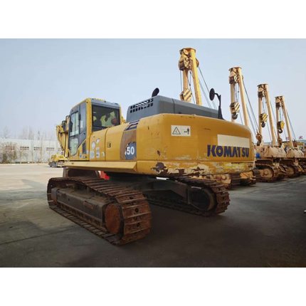 Komatsu PC450-8
