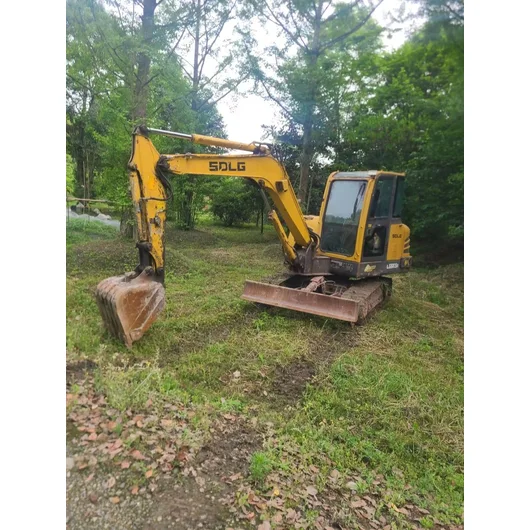 Shandong Lingong E665F