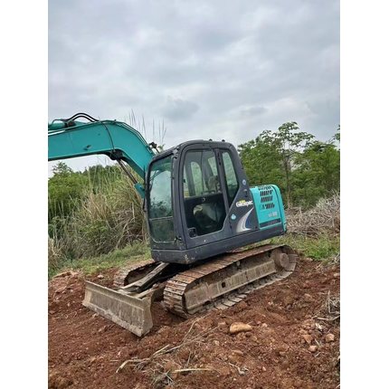 Kobelco SK75-8
