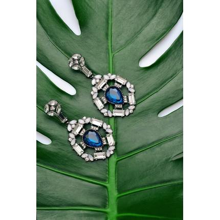 Vintage-Inspired Drop Earrings