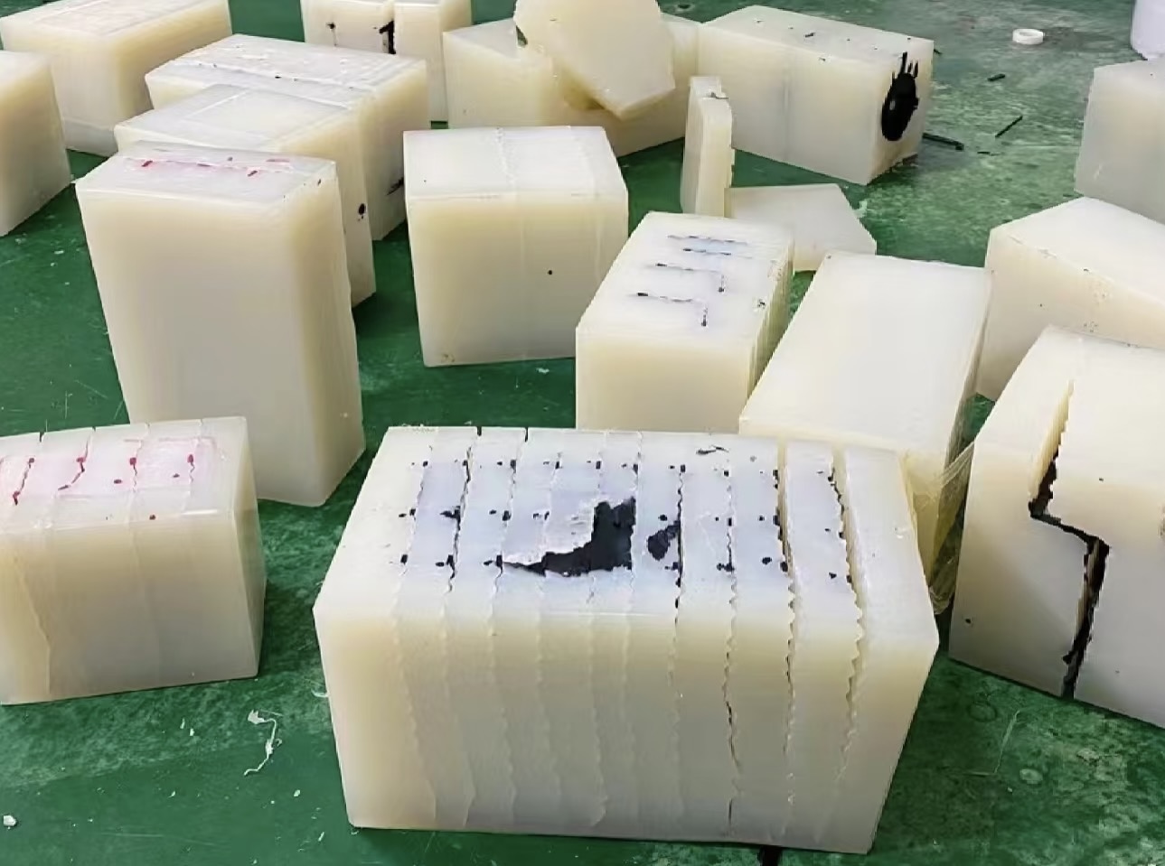 RIM(Reaction Injection Molding)
