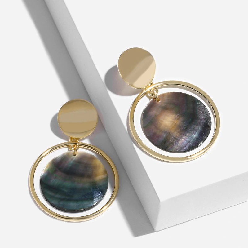 2023 summer jewelry colorful shell alloy hoop earrings hot sale simple shell earrings female erp68