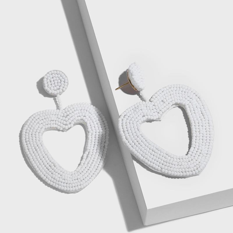 Wholesale love rice bead earrings female temperament peach heart earrings personality simple versatile earrings earrings erp78